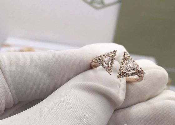 El diamante lleno elegante clásico 18k Rose Gold Engagement Ring Horn formó