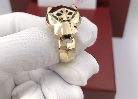 Compromiso elegante Ring For Ladies del oro del ónix 18K de los granates de Tsavorite