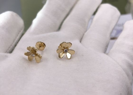 Pendientes únicos del oro de Luster Diamond 18K con el pétalo en forma de corazón